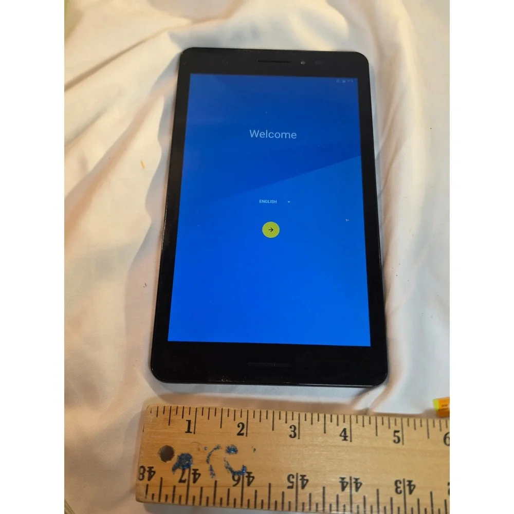 ZTE Trek 2 HD K88 8 inch Tablet AT&T 16GB Black with Green Bumper Case